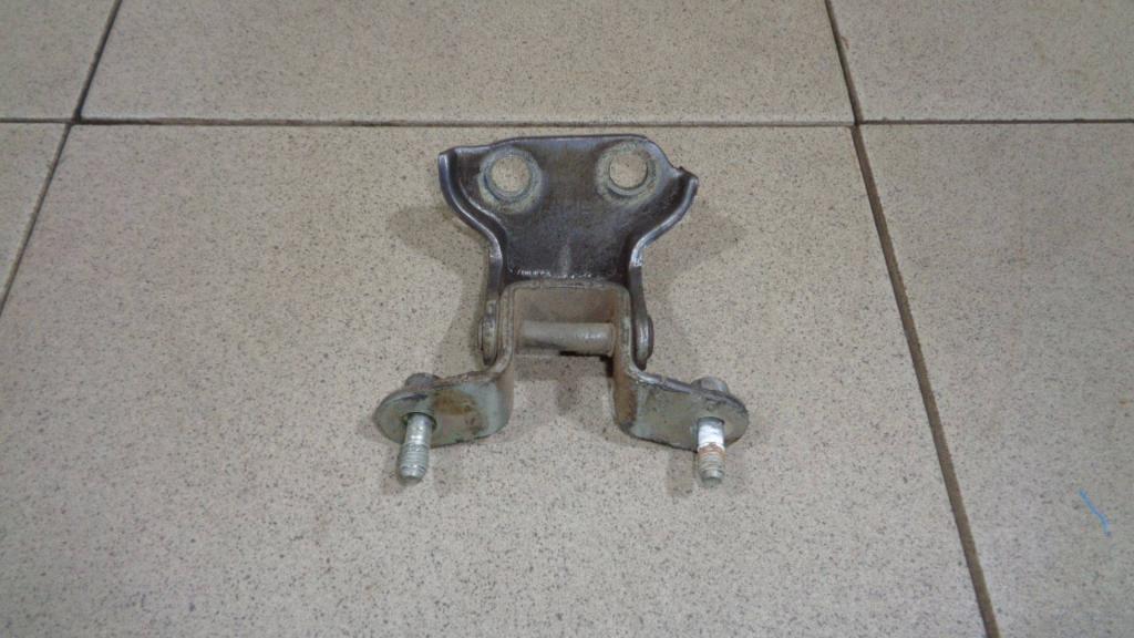 Петля двери задней правой верхняя, 500 рублей, Пермь