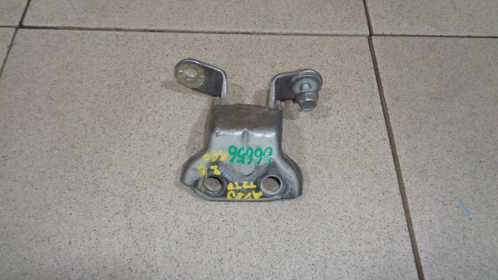 Петля двери задней левой верхняя, 500 рублей, Пермь