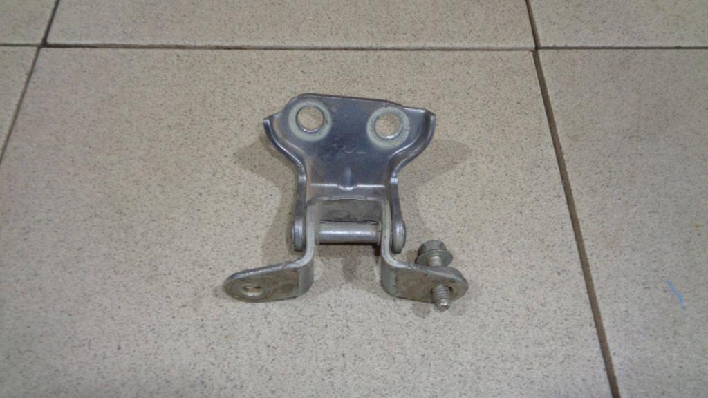 Петля двери задней левой верхняя, 500 рублей, Пермь