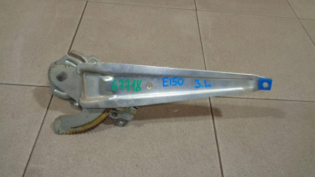 Стеклоподъемник механический задний левый, 550 рублей, Пермь