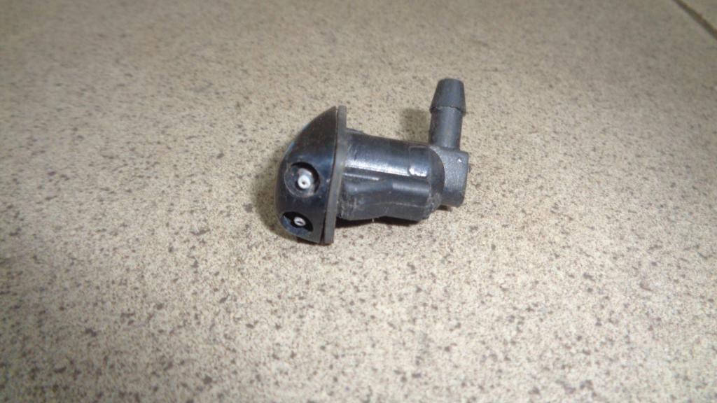 Форсунка омывателя лобового стекла, 500 рублей, Пермь