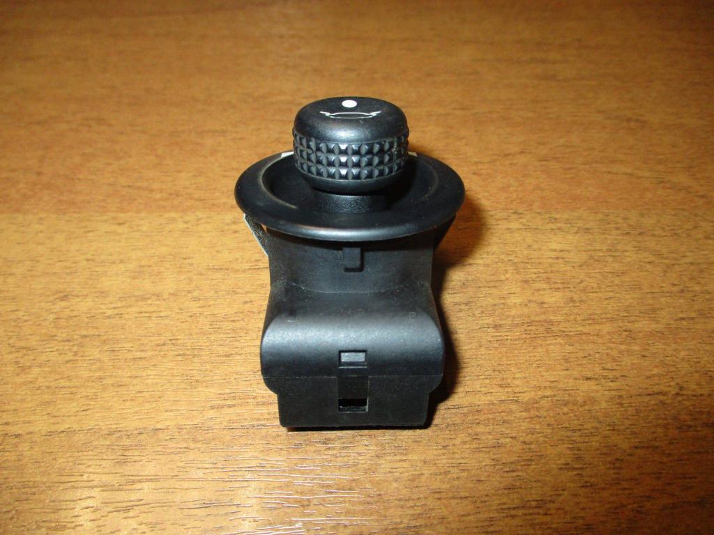 Переключатель регулировки зеркала, 500 рублей, Пермь