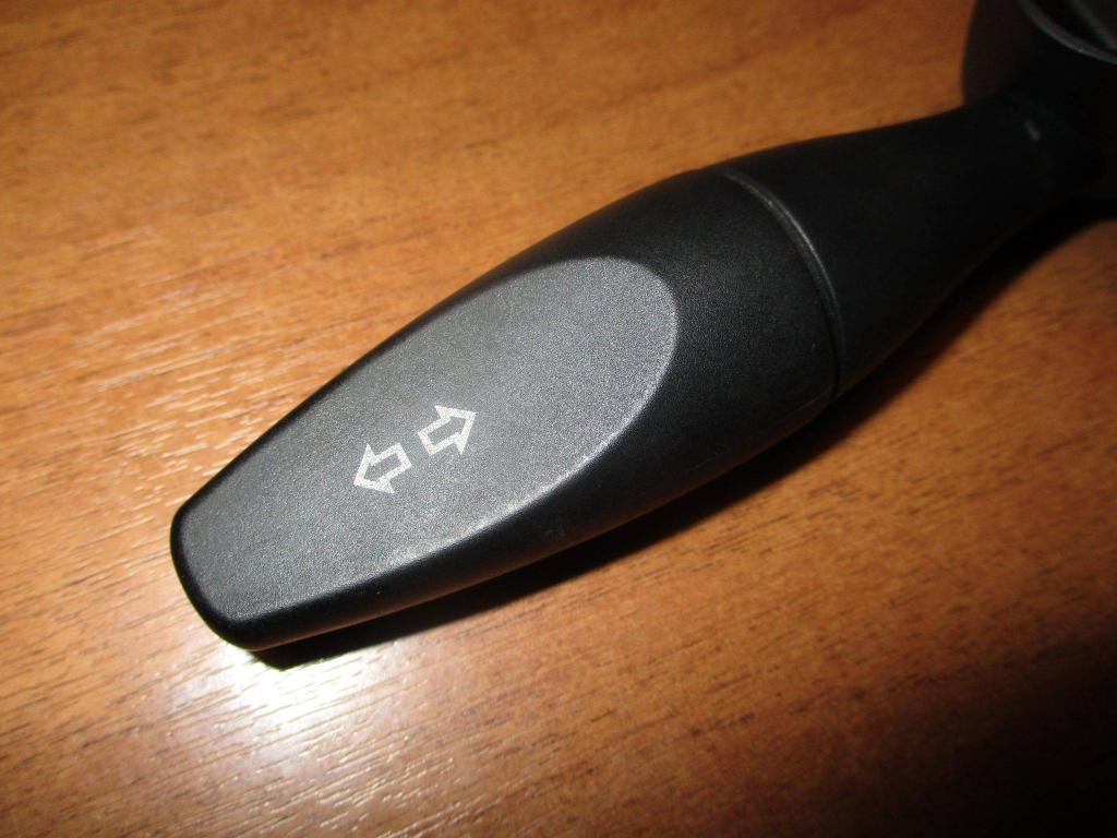 Переключатель поворотов подрулевой, 1000 рублей, Пермь