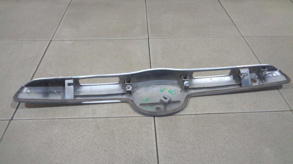 Накладка крышки багажника, 1000 рублей, Пермь