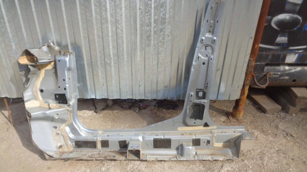 Порог со стойкой правый, 5000 рублей, Пермь