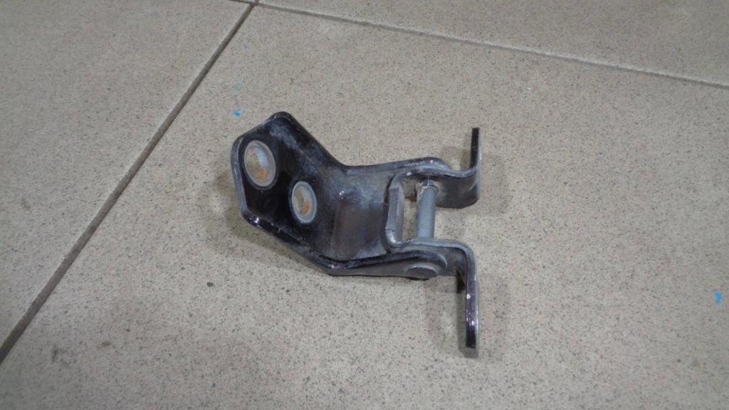 Петля двери задней правой нижняя, 500 рублей, Пермь