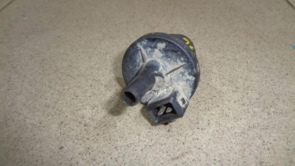 Клапан вентиляции топливного бака, 500 рублей, Пермь