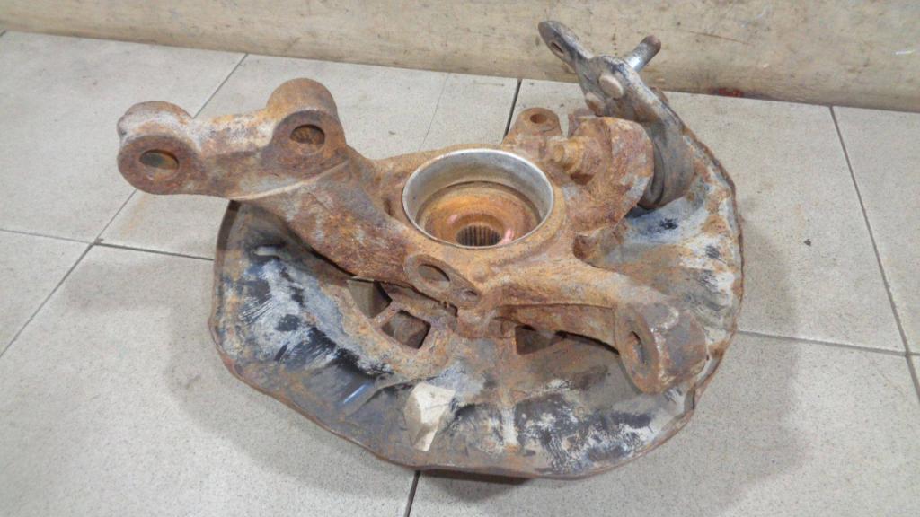 Кулак поворотный передний левый, 2000 рублей, Пермь