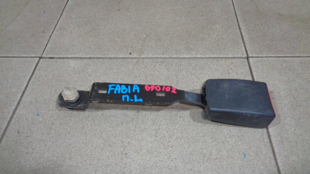 Ответная часть ремня безопасности, 1500 рублей, Пермь