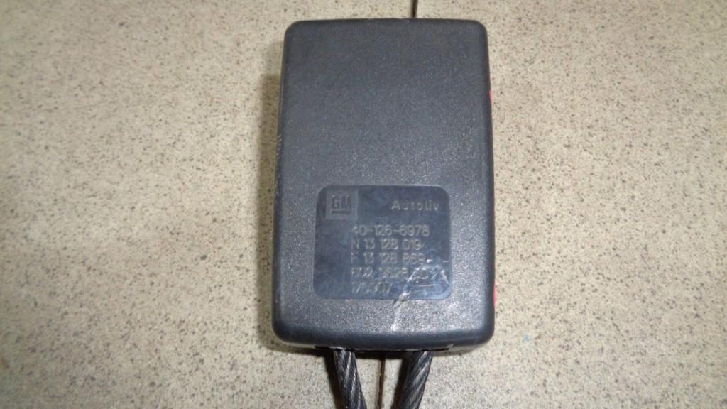 Ответная часть ремня безопасности, 500 рублей, Пермь