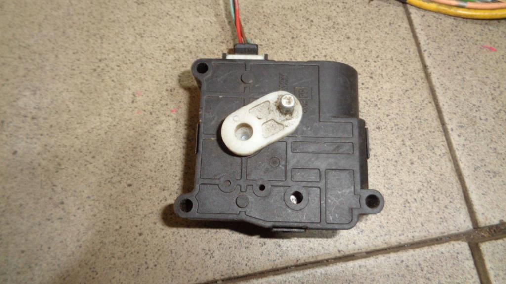 Моторчик заслонки печки, 1000 рублей, Пермь