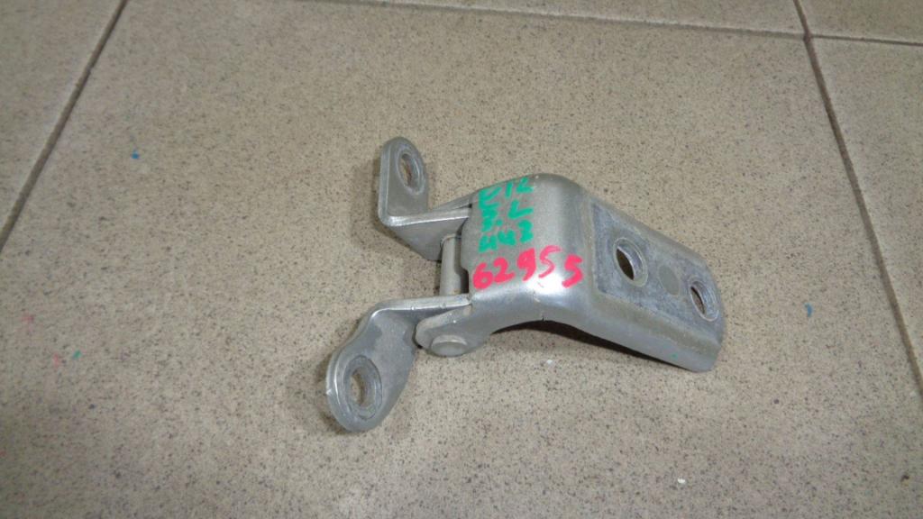 Петля двери задней левой нижняя, 550 рублей, Пермь