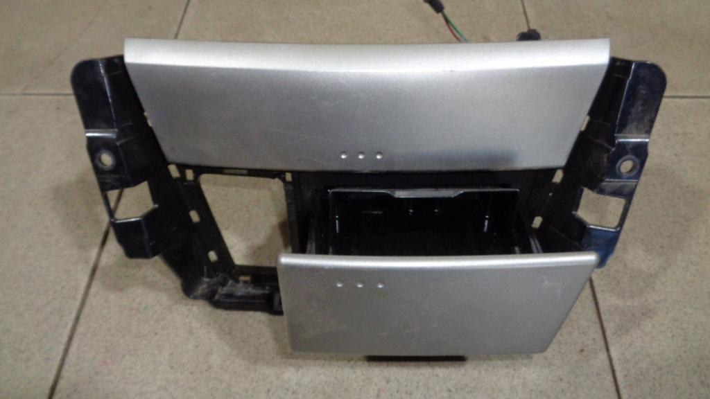 Ящик передней консоли, 1000 рублей, Пермь