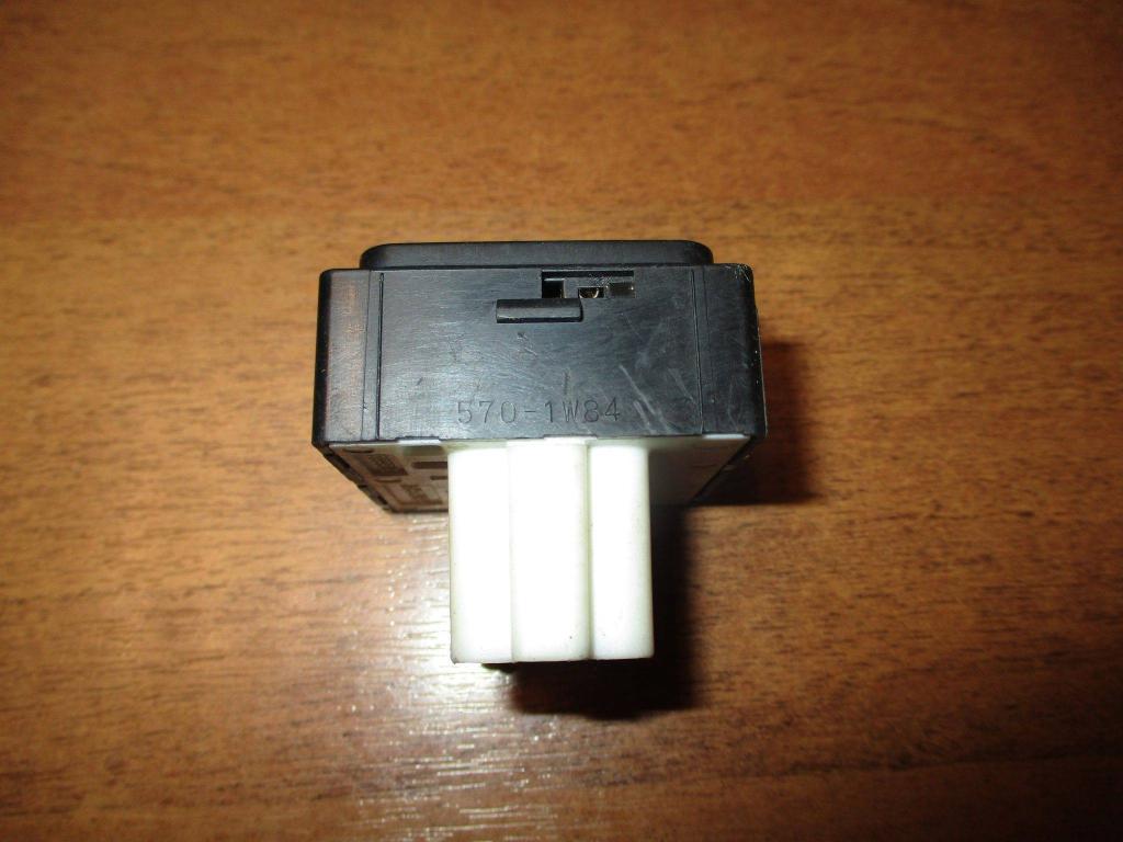 Переключатель регулировки зеркала, 500 рублей, Пермь