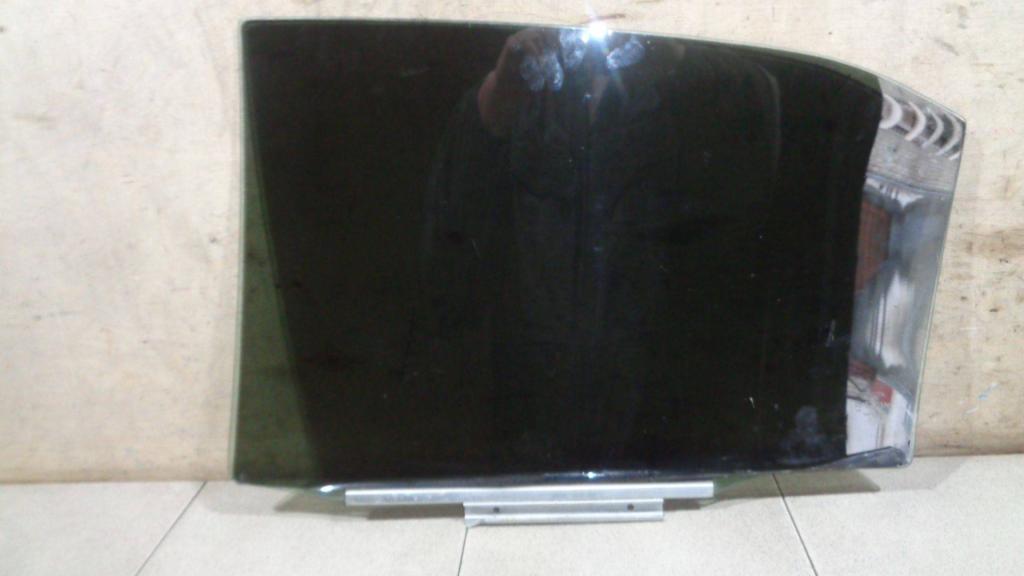 Стекло двери задней правой, 1000 рублей, Пермь