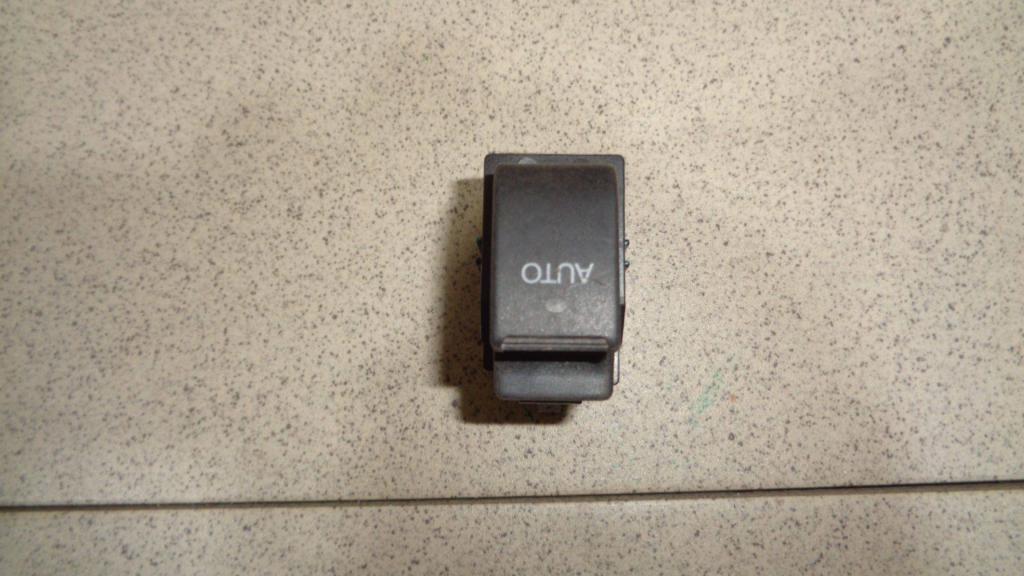 Кнопка стеклоподъемника, 500 рублей, Пермь