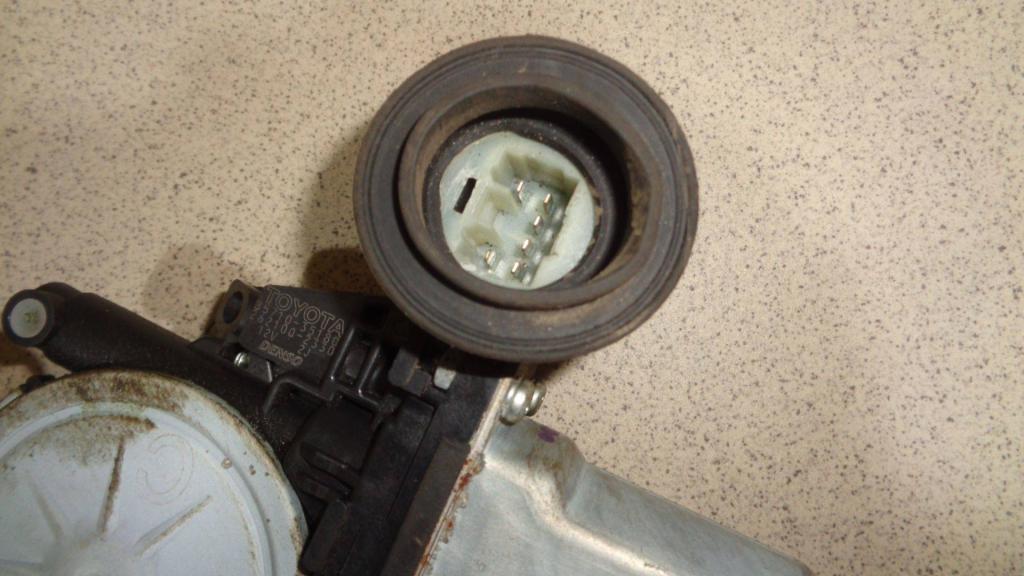 Стеклоподъемник задний левый, 1000 рублей, Пермь