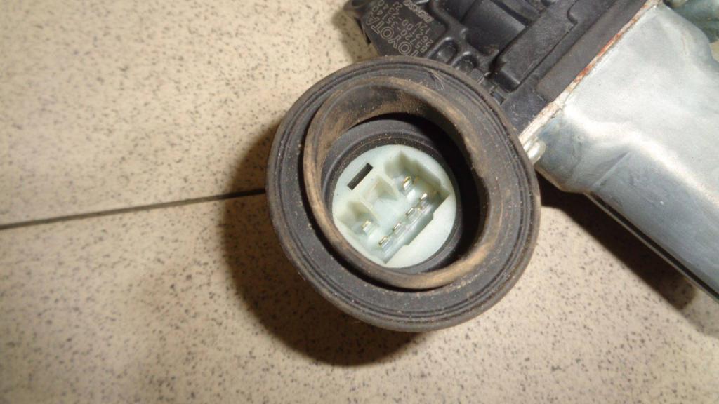 Стеклоподъемник задний правый, 1000 рублей, Пермь