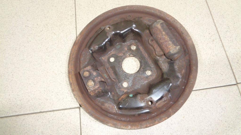 Щит опорный задний правый, 1000 рублей, Пермь