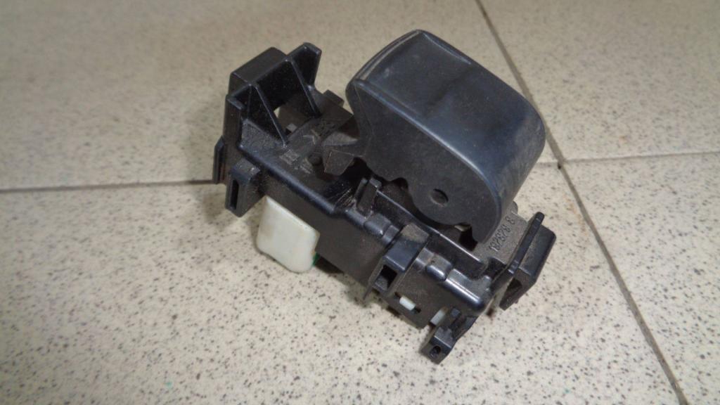 Кнопка стеклоподъемника, 500 рублей, Пермь