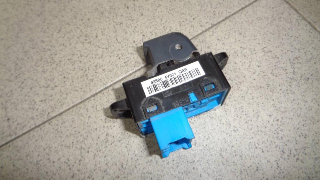 Кнопка стеклоподъемника, 800 рублей, Пермь