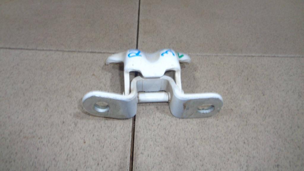 Петля двери задней левой верхняя, 500 рублей, Пермь