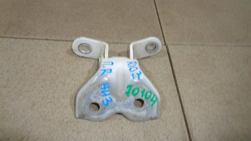 Петля двери передней правой нижняя, 550 рублей, Пермь