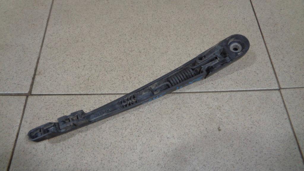 Поводок стеклоочистителя заднего, 800 рублей, Пермь