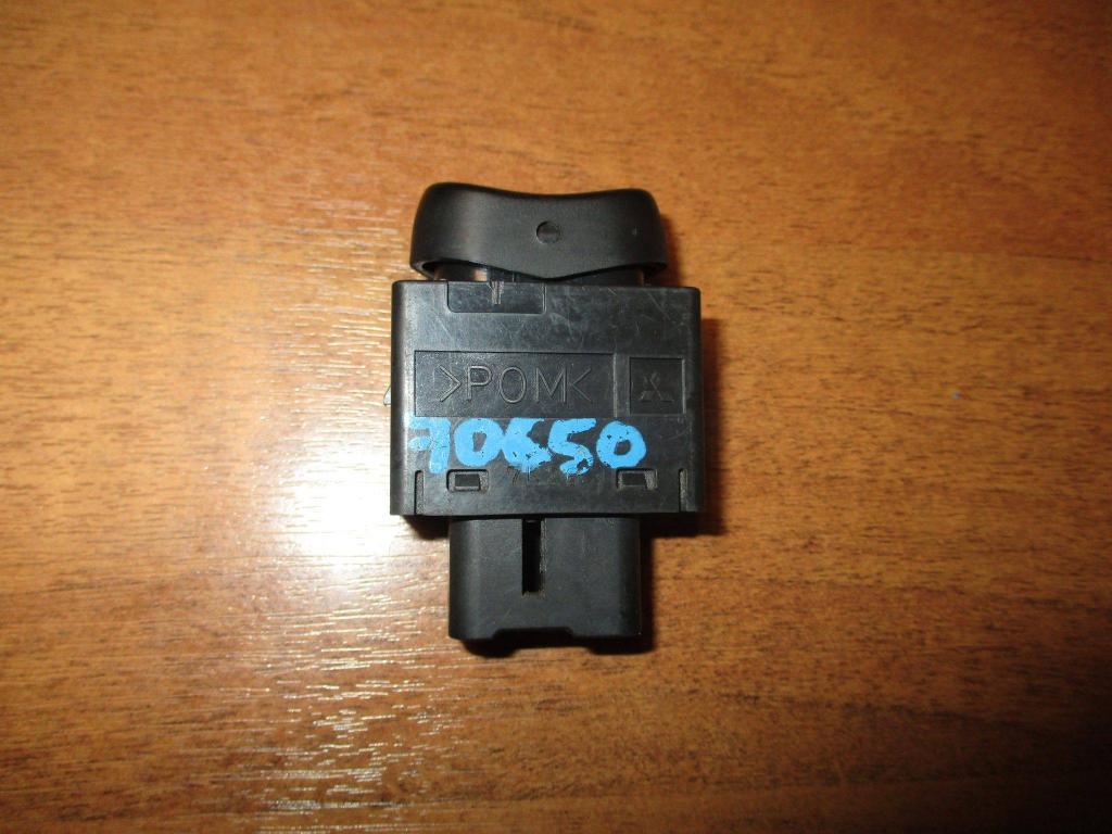 Кнопка обогрева сидений, 500 рублей, Пермь