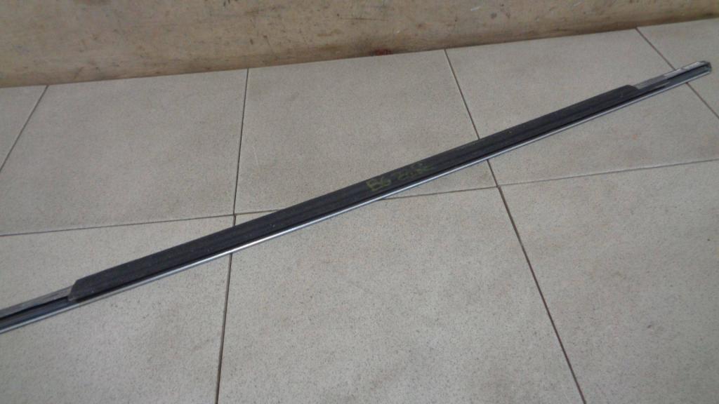 Накладка стекла заднего правого, 1000 рублей, Пермь