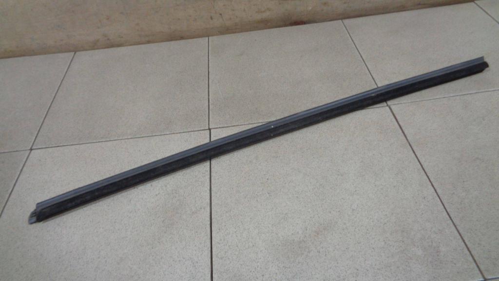 Накладка стекла переднего правого, 1000 рублей, Пермь