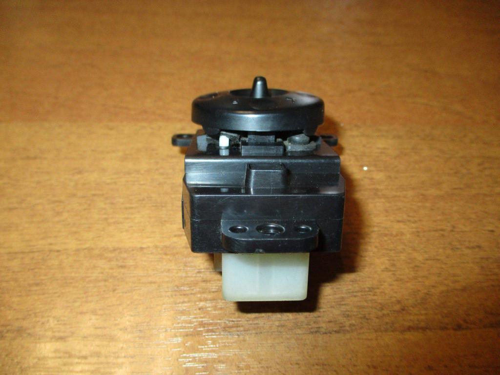 Переключатель регулировки зеркала, 500 рублей, Пермь