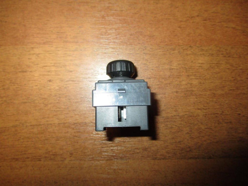 Переключатель регулировки зеркала, 500 рублей, Пермь