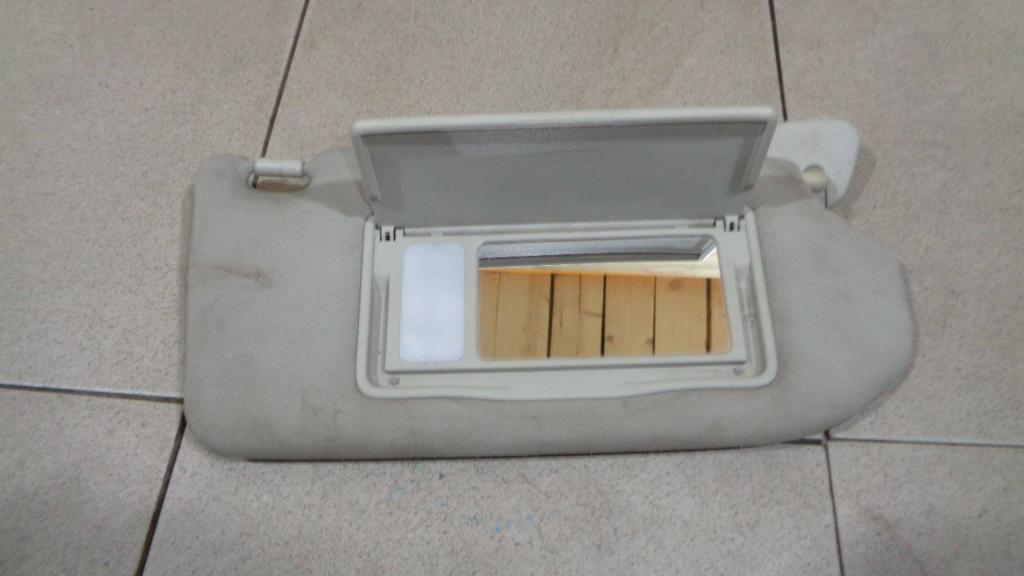 Козырек солнцезащитный правый, 1000 рублей, Пермь