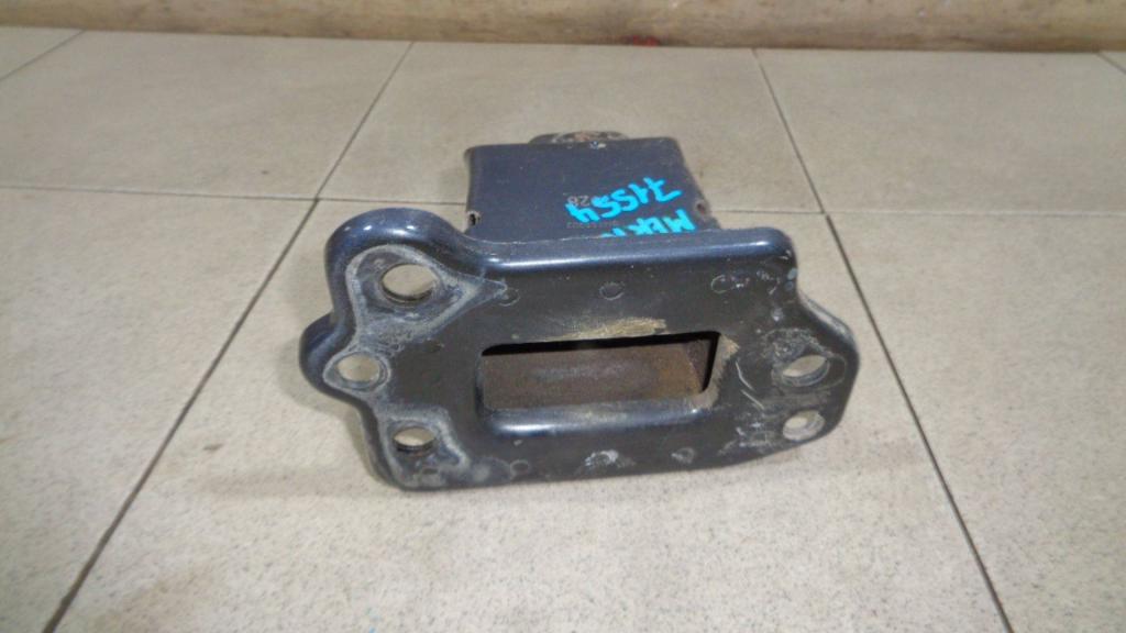 Кронштейн усилителя переднего бампера правый, 1000 рублей, Пермь