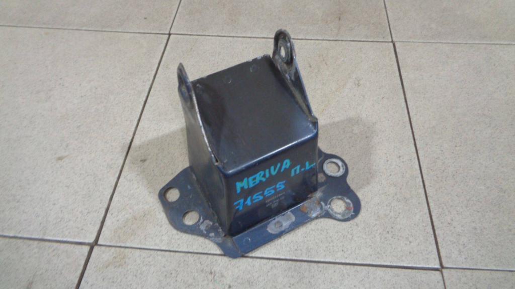 Кронштейн усилителя переднего бампера левый, 1000 рублей, Пермь