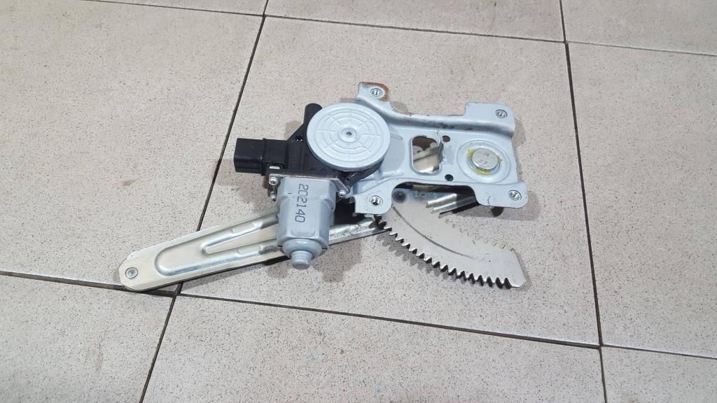 Стеклоподъемник задний правый, 1000 рублей, Пермь