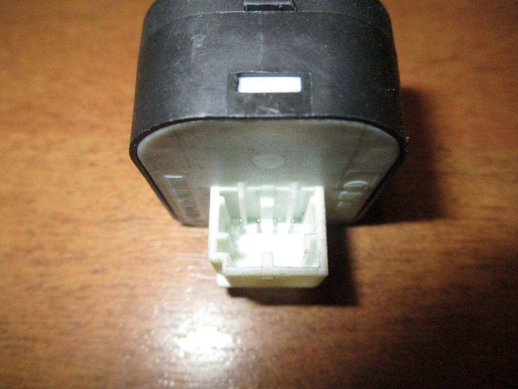 Переключатель регулировки зеркала, 1000 рублей, Пермь