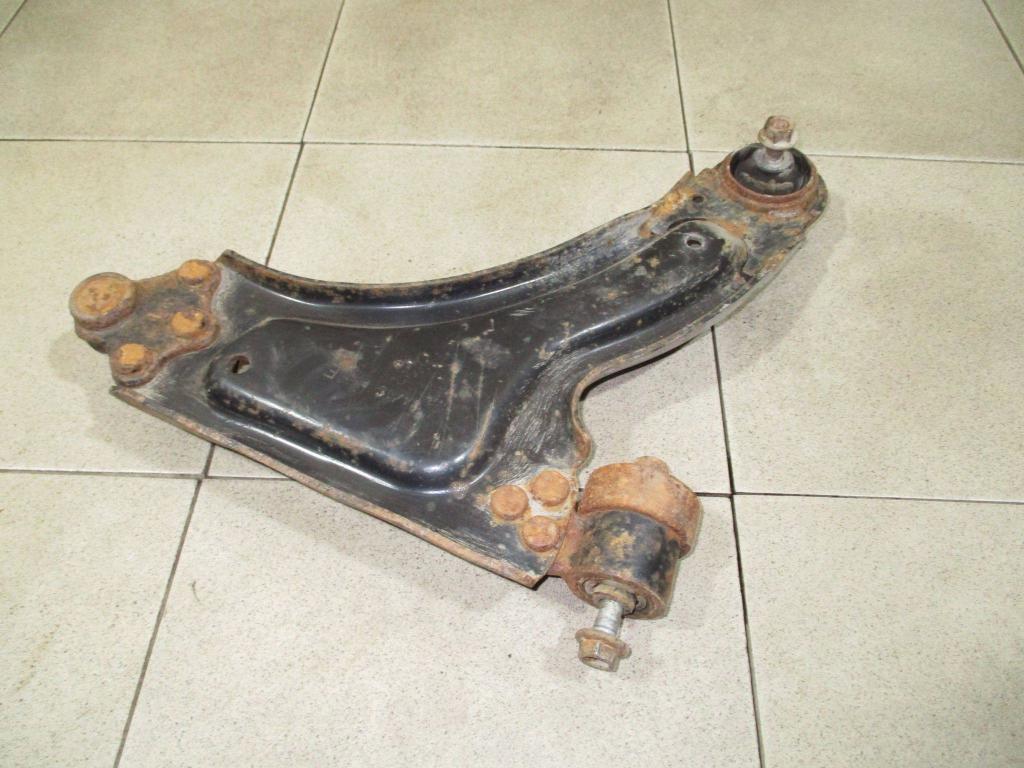 Рычаг передний левый, 1500 рублей, Пермь