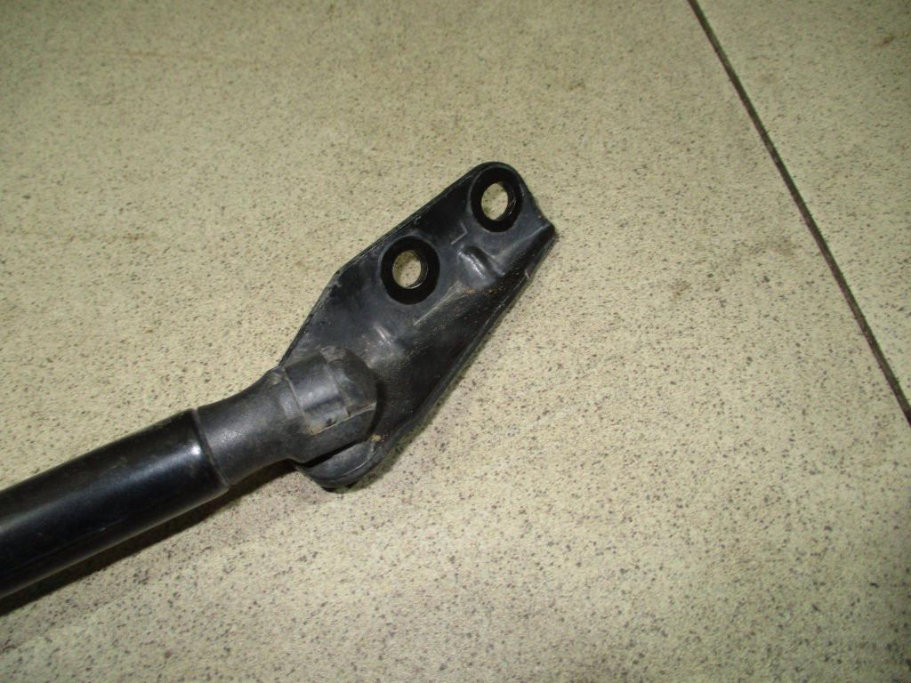 Амортизатор двери багажника, 500 рублей, Пермь