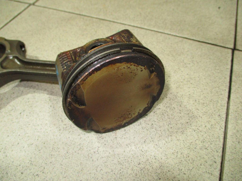 Поршень с шатуном, 1500 рублей, Пермь