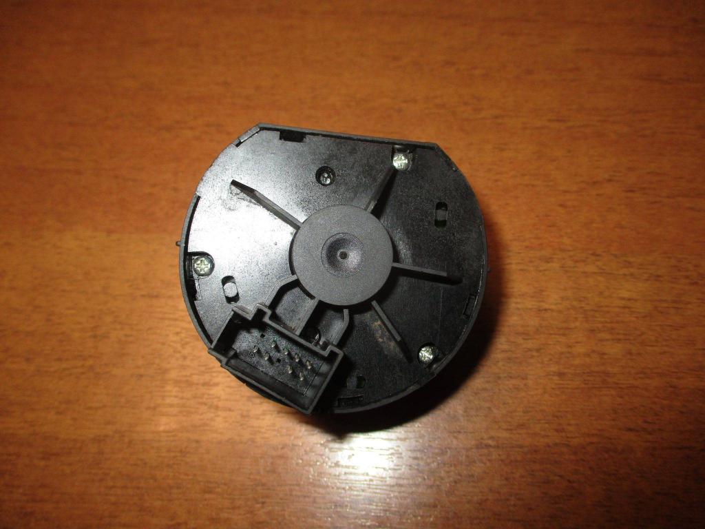 Переключатель света фар, 1000 рублей, Пермь