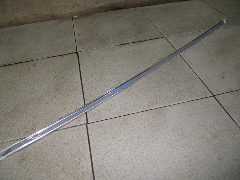 Накладка стекла заднего правого, 1500 рублей, Пермь