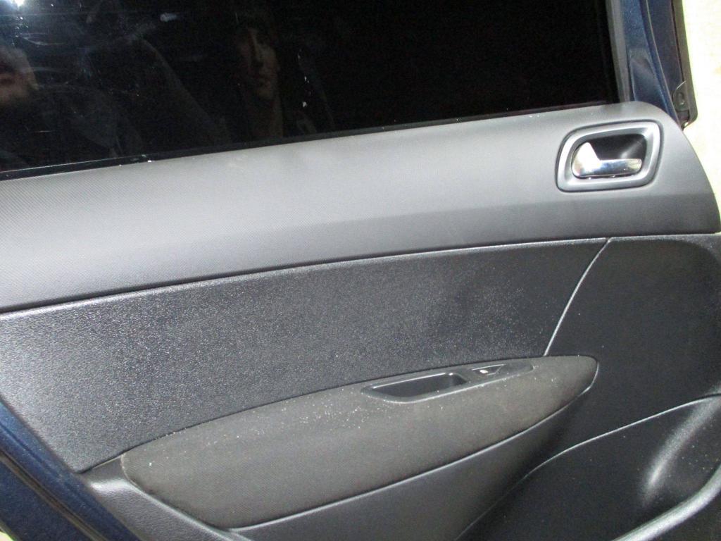 Обшивка двери задней левой, 1000 рублей, Пермь