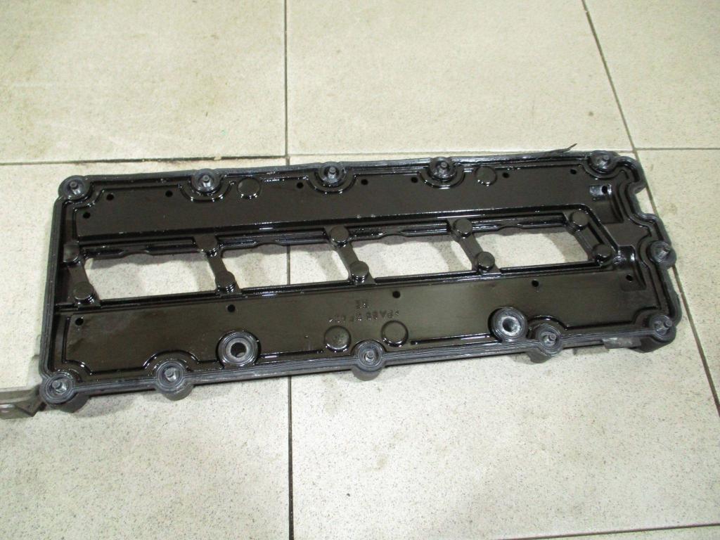 Крышка головки блока клапанная, 8000 рублей, Пермь