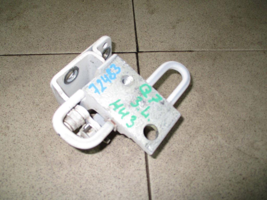 Петля двери задней левой нижняя, 500 рублей, Пермь