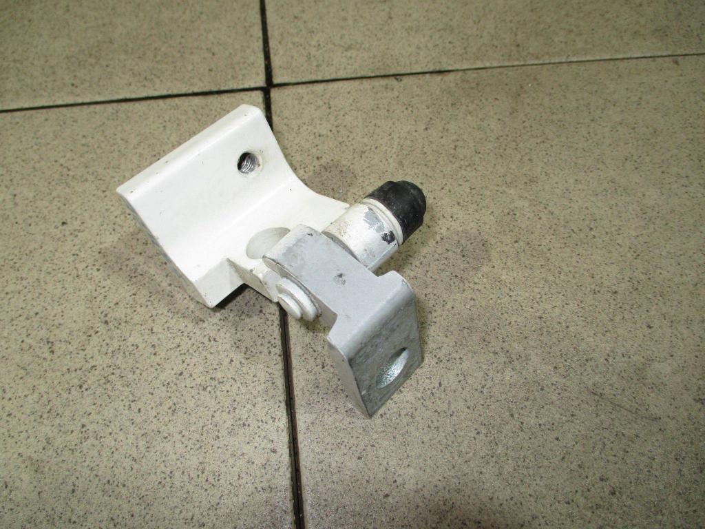 Петля двери задней правой верхняя, 500 рублей, Пермь