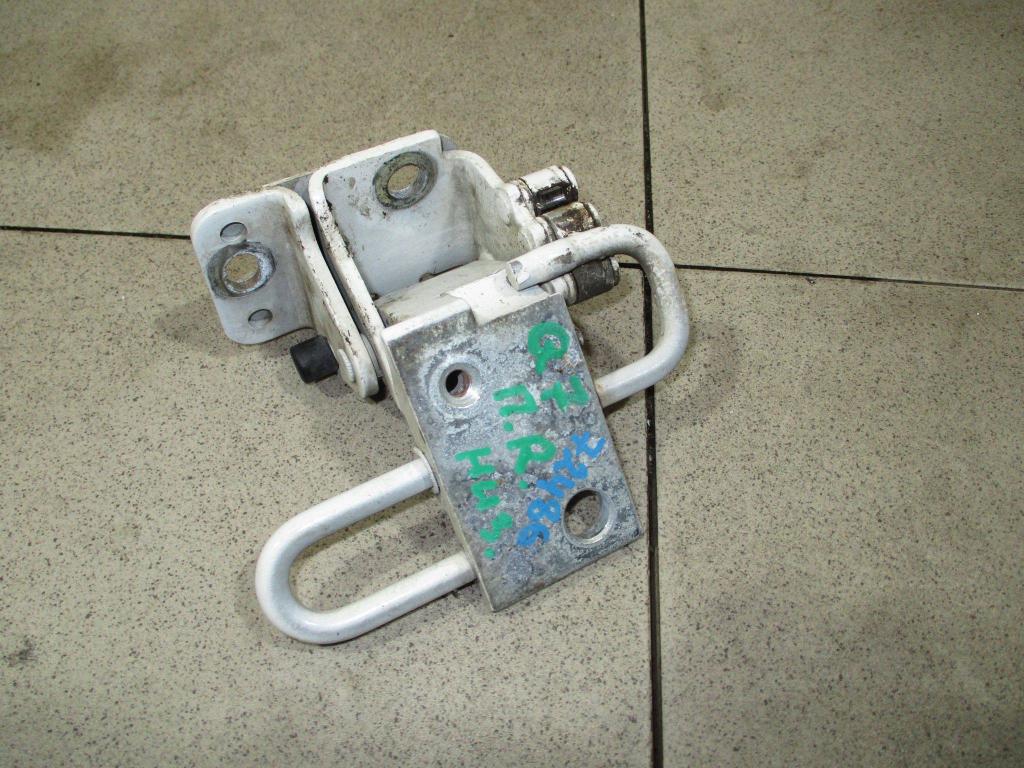 Петля двери передней правой нижняя, 500 рублей, Пермь