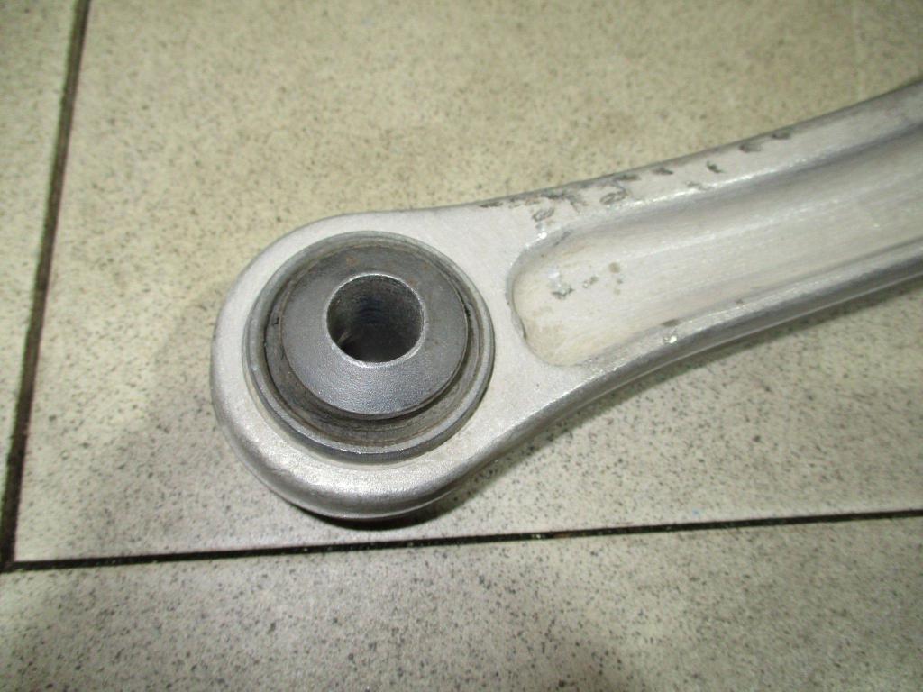 Рычаг задний верхний правый, 1000 рублей, Пермь