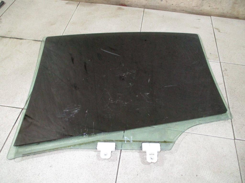 Стекло двери задней правой, 1500 рублей, Пермь
